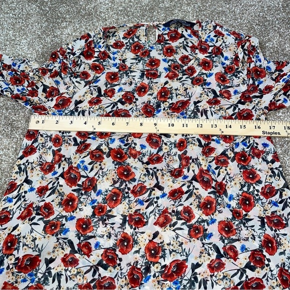 Zara Women blouse top floral print white red Premium Denim Collection Flowy SZ M - Picture 8 of 8